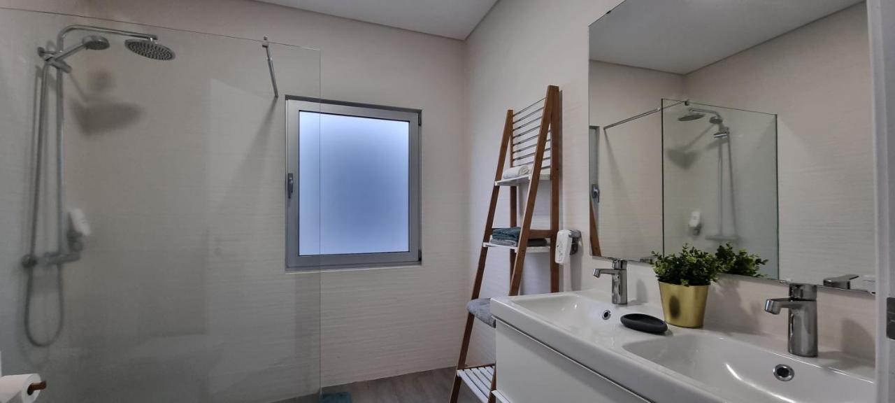 Bay House - Seascape Apartment Ponta Delgada  Bagian luar foto